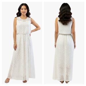 NWT Crochet Knit Elegant White Lace Maxi Dress Size L